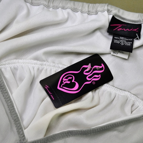 NWT Torrid Grey Mesh Surplice Cami - Picture 4 of 5